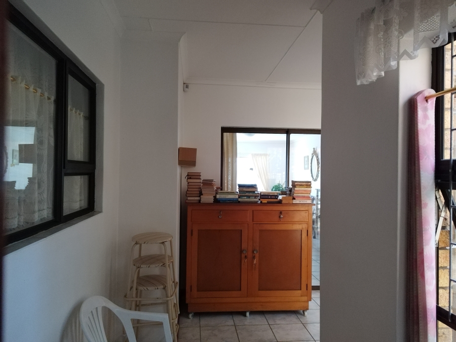 3 Bedroom Property for Sale in Fraaiuitsig Western Cape